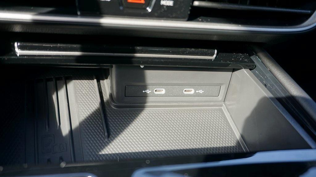 new 2026 Volkswagen Atlas car, priced at $49,050