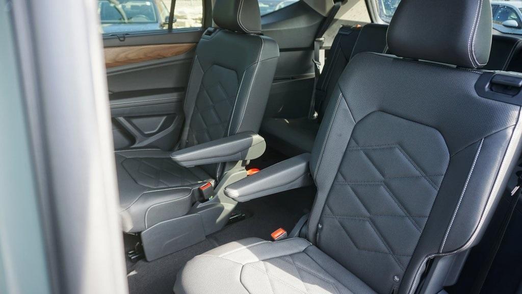 new 2026 Volkswagen Atlas car, priced at $49,050