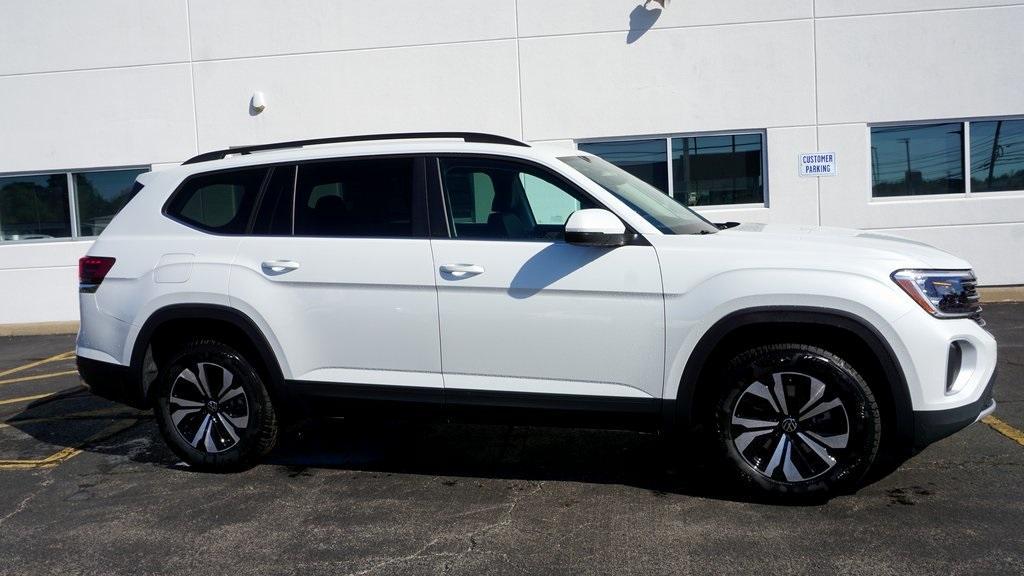 new 2026 Volkswagen Atlas car, priced at $43,784