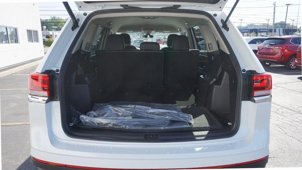 new 2026 Volkswagen Atlas car, priced at $43,784