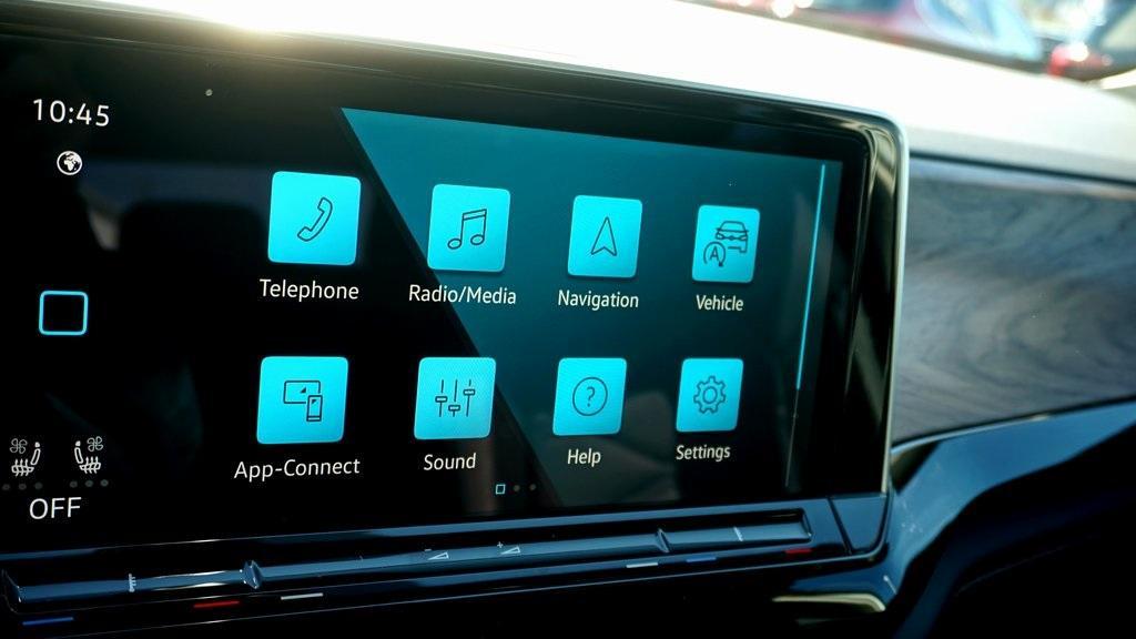 new 2026 Volkswagen Atlas car, priced at $43,784