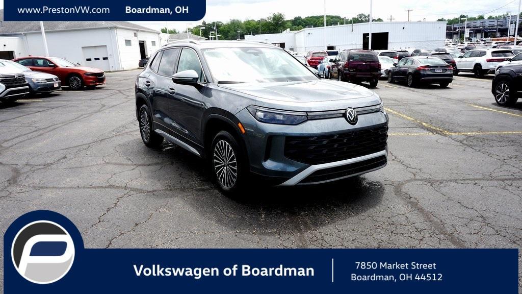 new 2025 Volkswagen Tiguan car, priced at $33,421