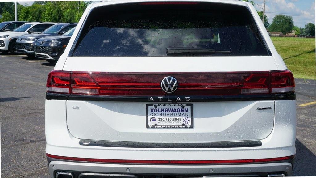 new 2025 Volkswagen Atlas car, priced at $49,716