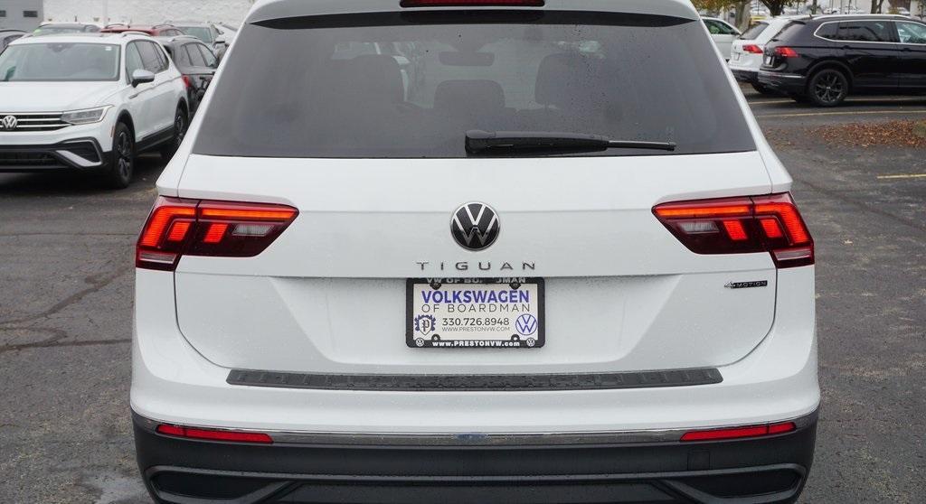 new 2024 Volkswagen Tiguan car, priced at $33,339