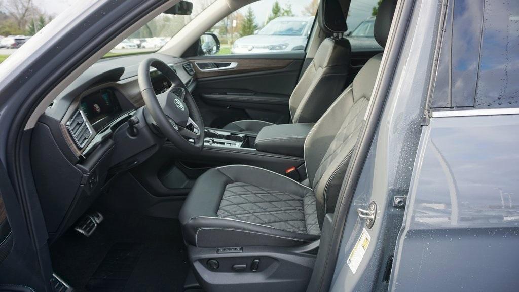 new 2026 Volkswagen Atlas car, priced at $57,934