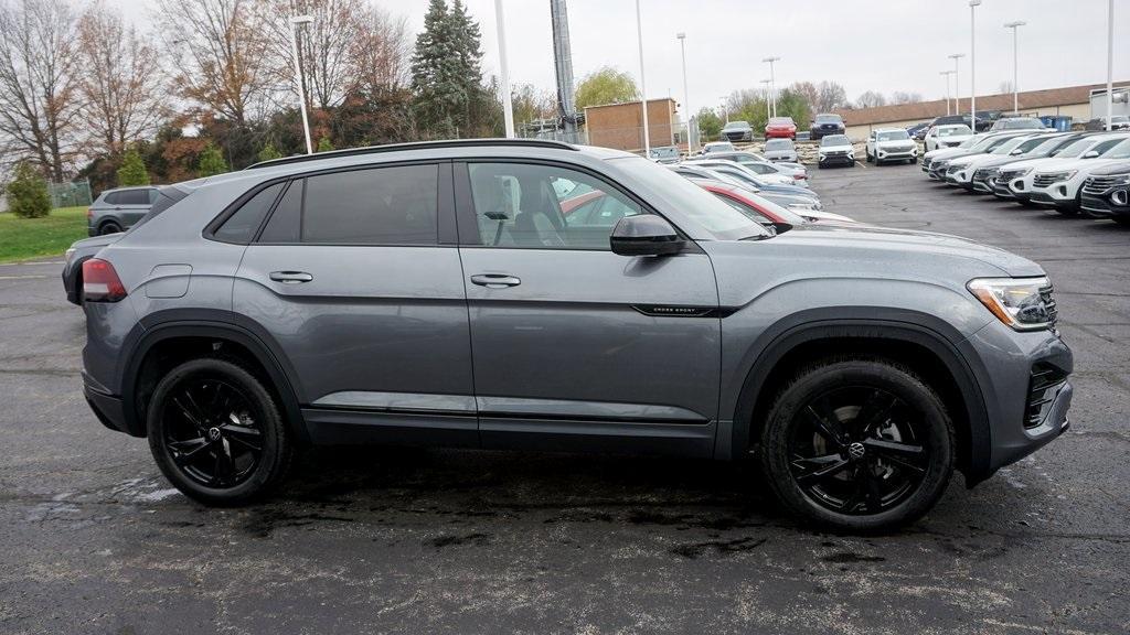 new 2025 Volkswagen Atlas Cross Sport car, priced at $50,241