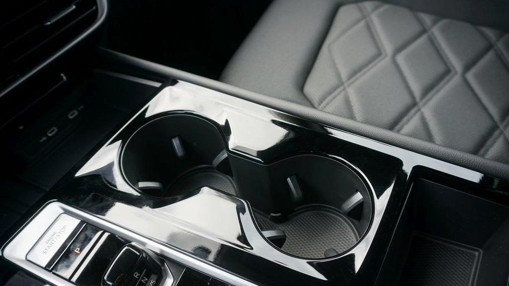 new 2026 Volkswagen Atlas car, priced at $48,355