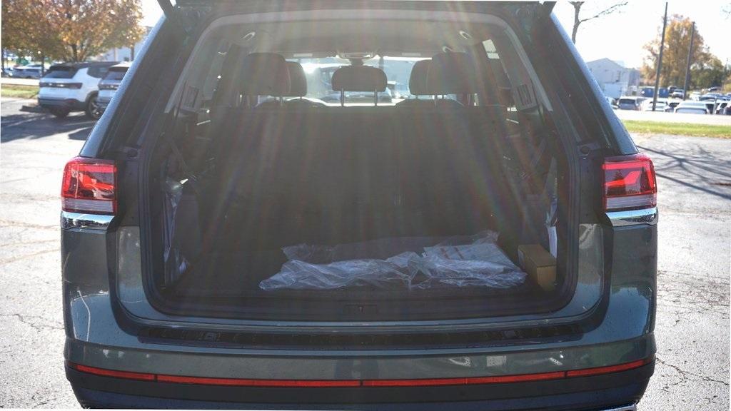 new 2026 Volkswagen Atlas car, priced at $48,950