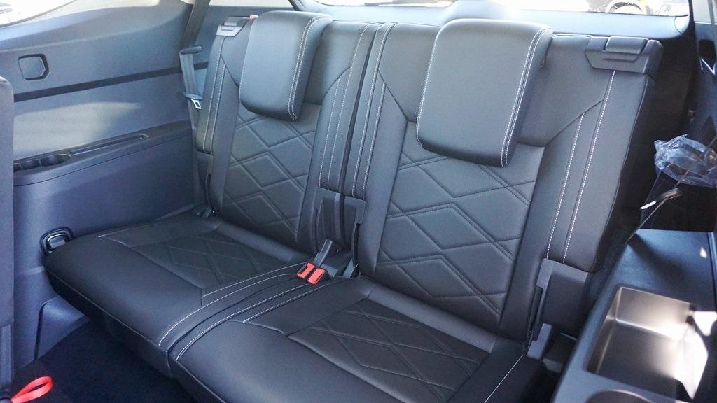 new 2026 Volkswagen Atlas car, priced at $48,950