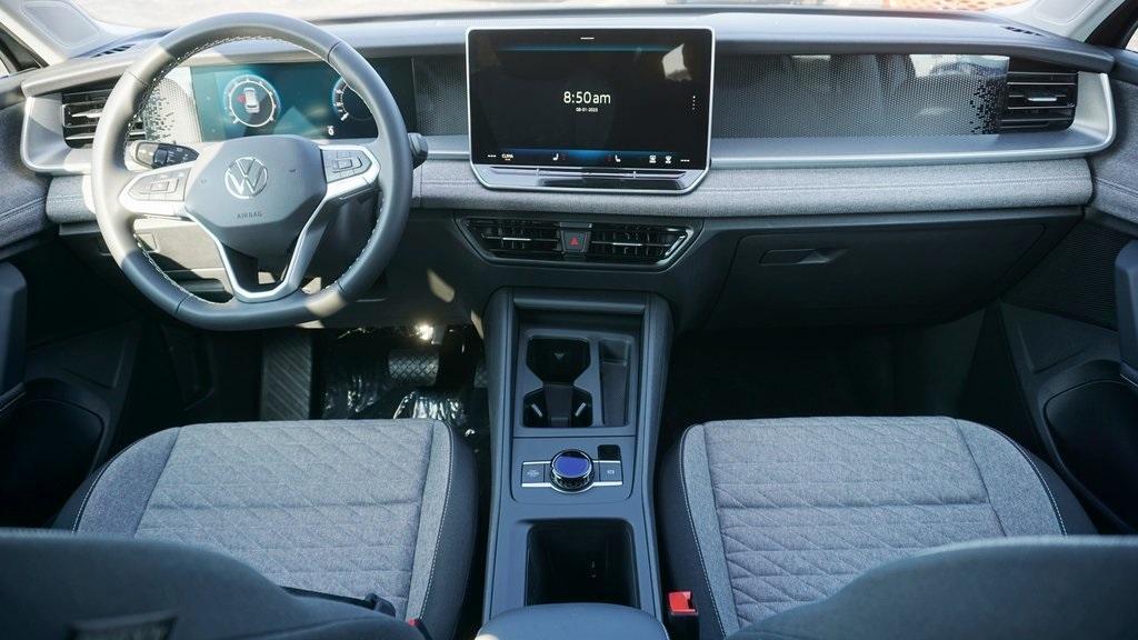 new 2025 Volkswagen Tiguan car, priced at $32,930