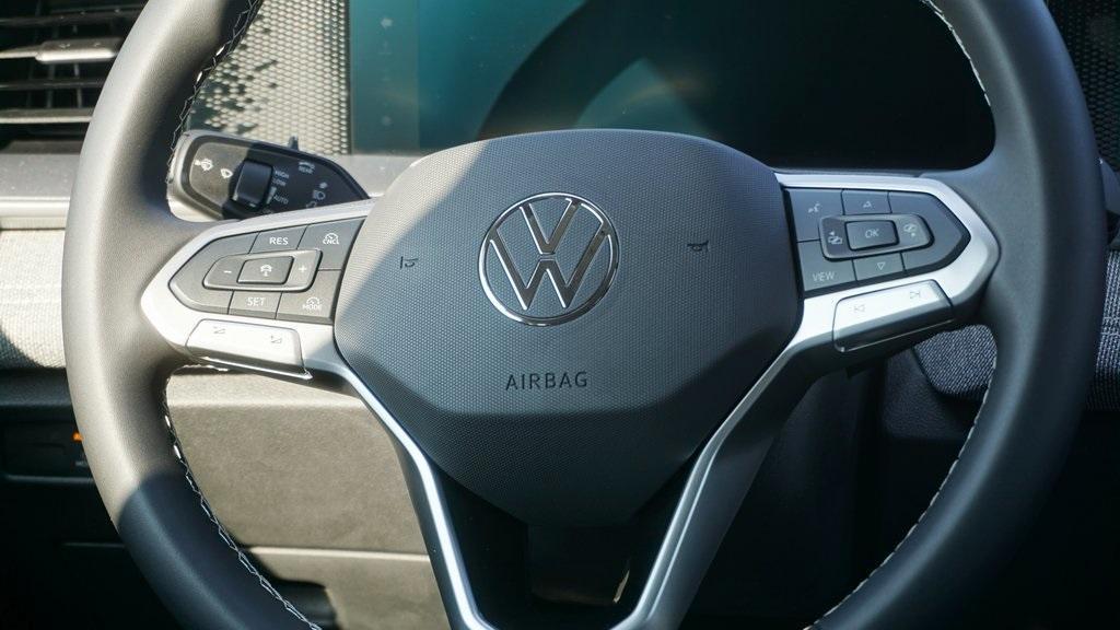 new 2025 Volkswagen Tiguan car, priced at $32,930