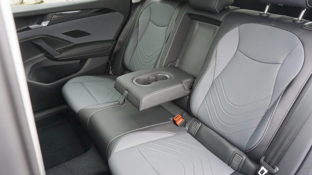 new 2025 Volkswagen Tiguan car, priced at $36,655