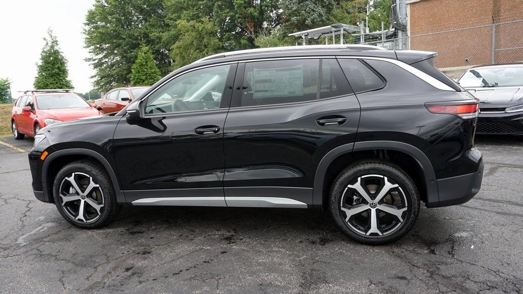 new 2025 Volkswagen Tiguan car, priced at $36,655