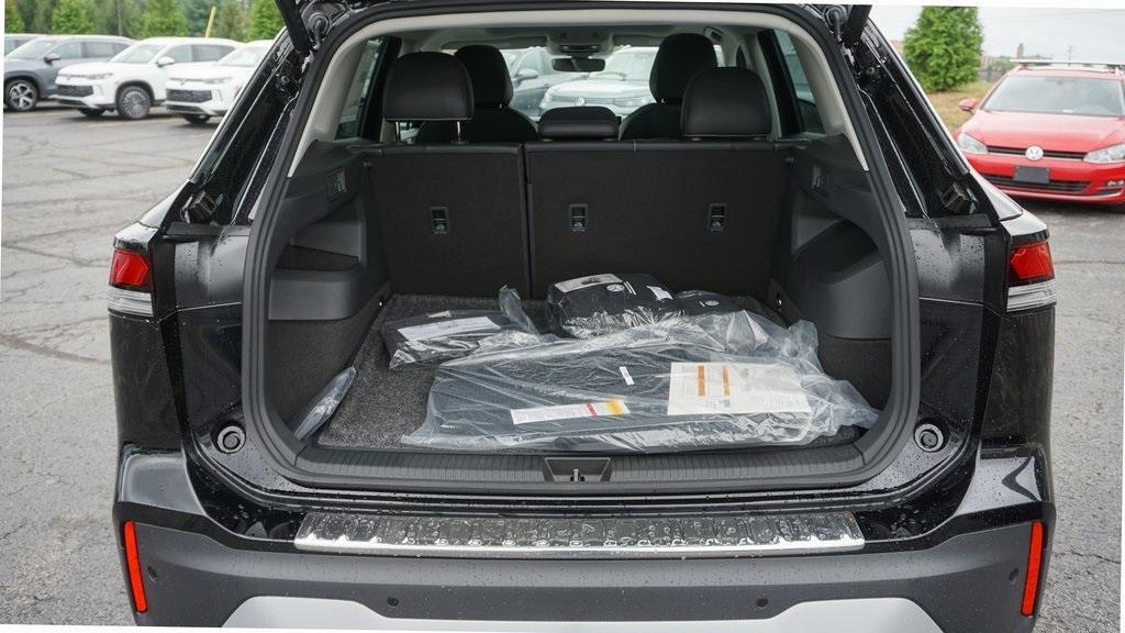 new 2025 Volkswagen Tiguan car, priced at $36,655