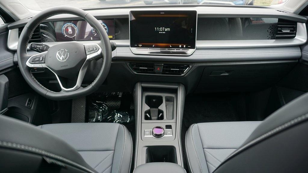 new 2025 Volkswagen Tiguan car, priced at $36,655