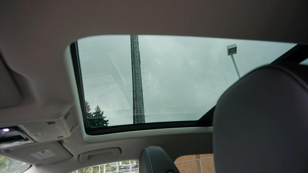 new 2025 Volkswagen Tiguan car, priced at $36,655