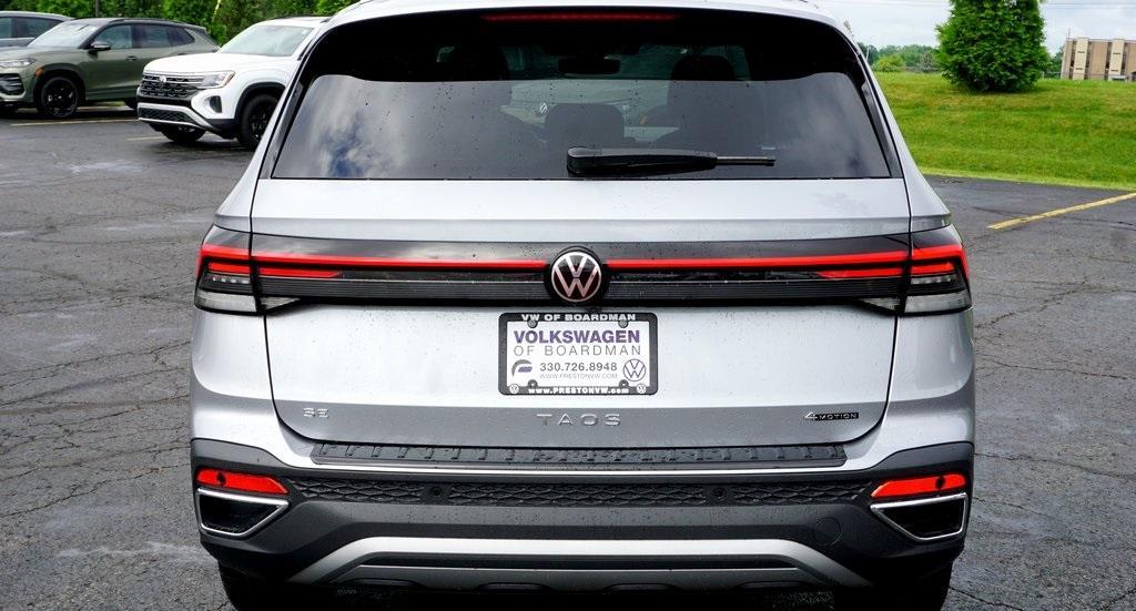 new 2025 Volkswagen Taos car, priced at $33,094