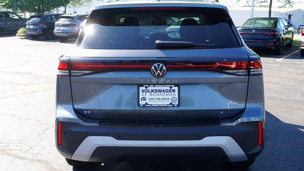 new 2025 Volkswagen Tiguan car, priced at $37,294