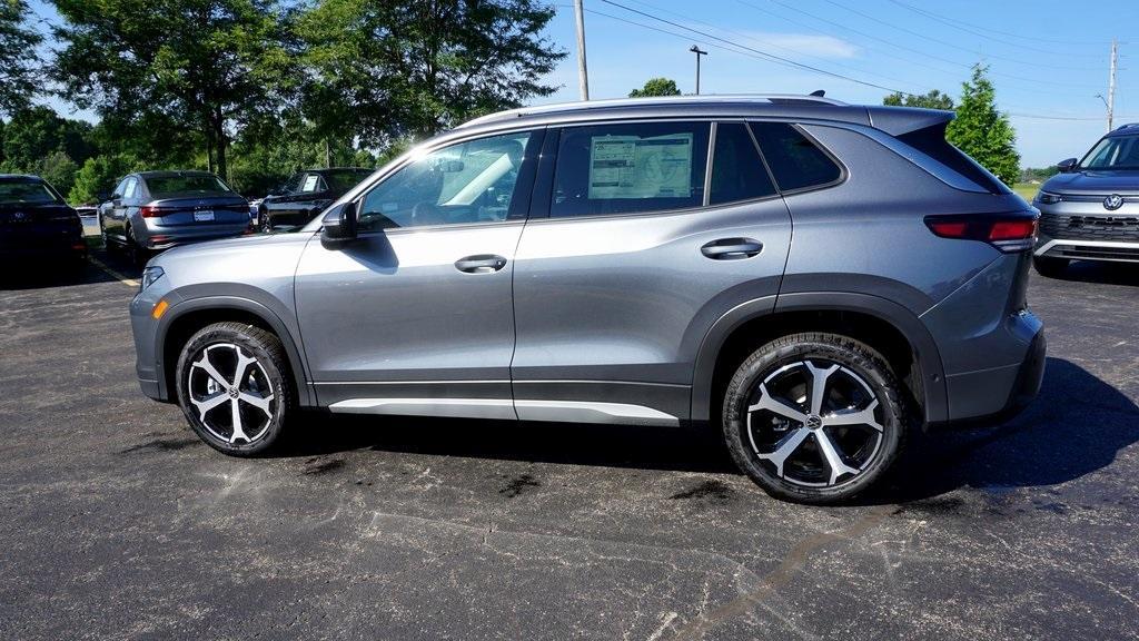 new 2025 Volkswagen Tiguan car, priced at $37,294