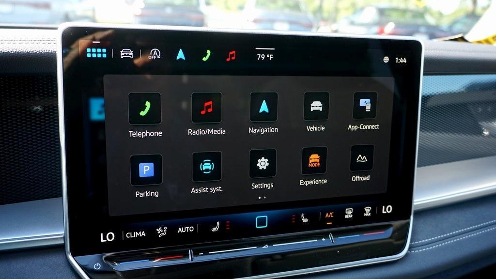 new 2025 Volkswagen Tiguan car, priced at $36,753