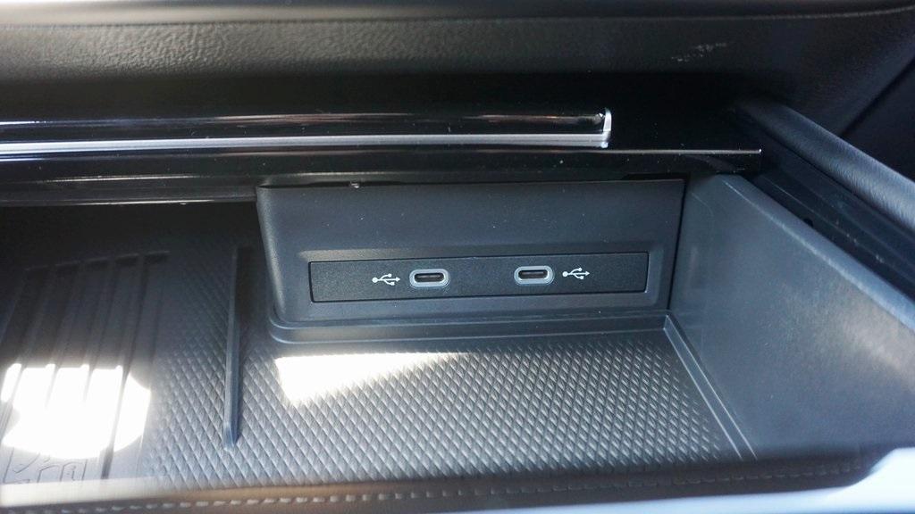 new 2026 Volkswagen Atlas Cross Sport car, priced at $53,165