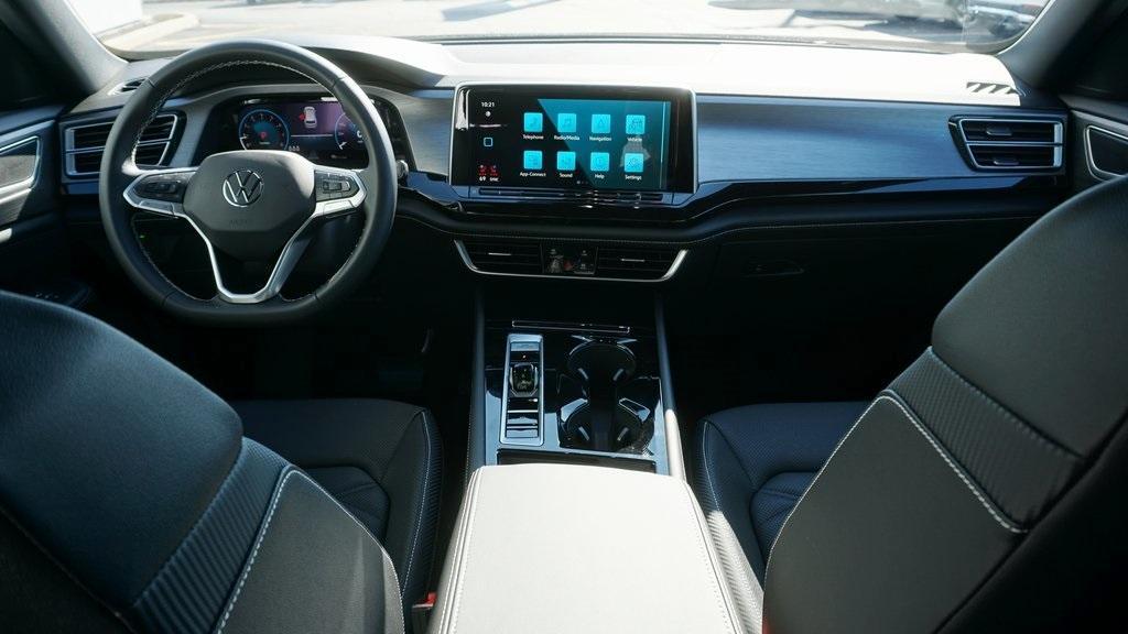 new 2026 Volkswagen Atlas Cross Sport car, priced at $48,276