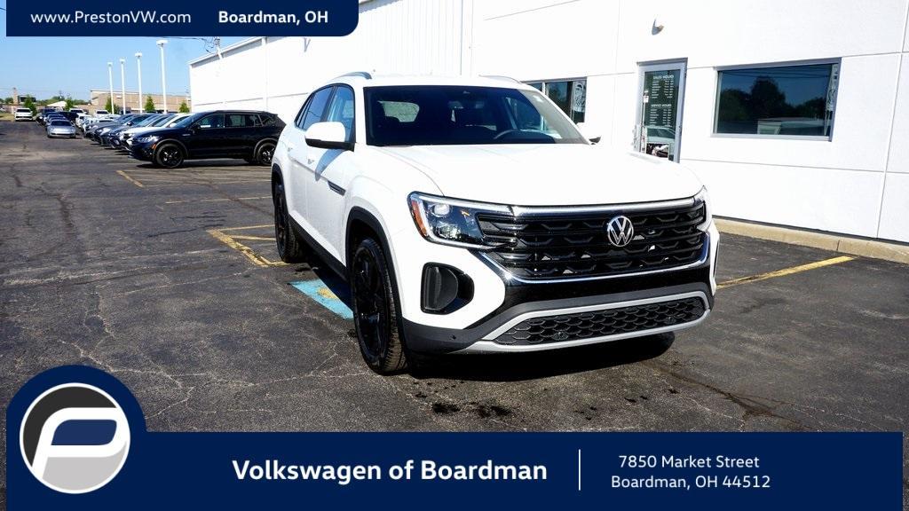 new 2026 Volkswagen Atlas Cross Sport car, priced at $48,276