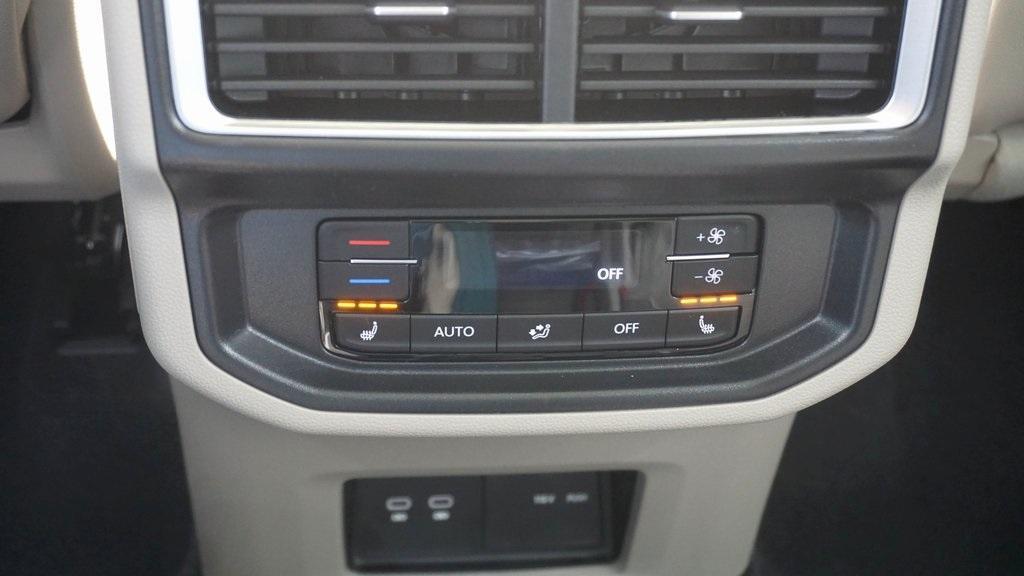 new 2026 Volkswagen Atlas car, priced at $58,804