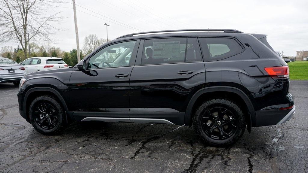 new 2024 Volkswagen Atlas car, priced at $52,979