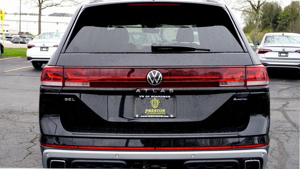 new 2024 Volkswagen Atlas car, priced at $52,979