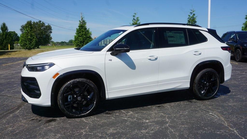 new 2025 Volkswagen Tiguan car, priced at $39,709