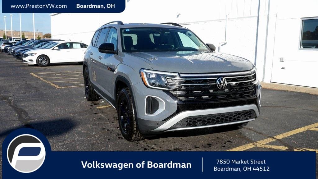 new 2025 Volkswagen Atlas car, priced at $50,504