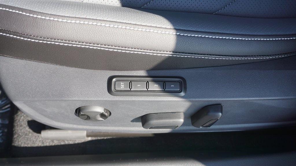 new 2025 Volkswagen Jetta car, priced at $30,237