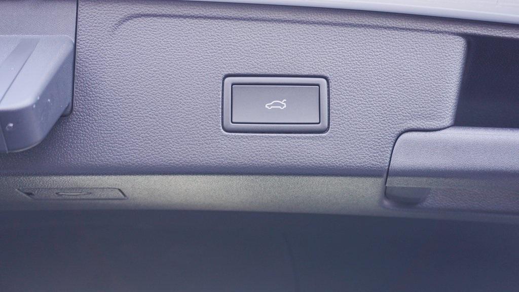 new 2026 Volkswagen Atlas Cross Sport car, priced at $57,144