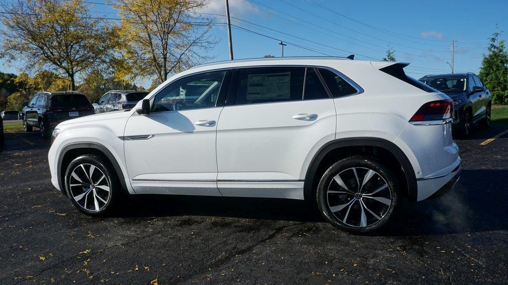 new 2026 Volkswagen Atlas Cross Sport car, priced at $57,144