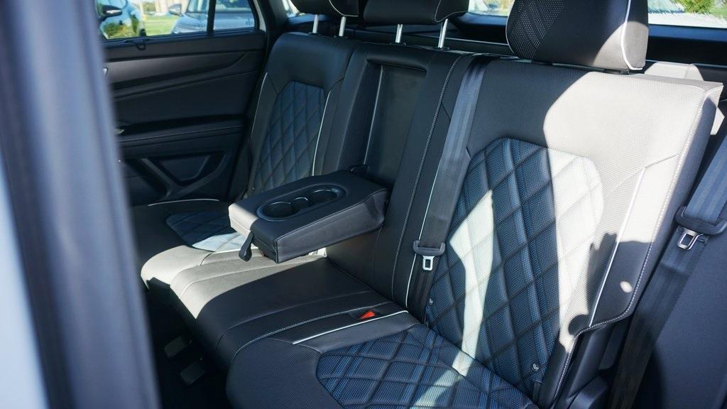 new 2026 Volkswagen Atlas Cross Sport car, priced at $57,144