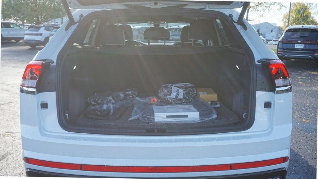 new 2026 Volkswagen Atlas Cross Sport car, priced at $57,144