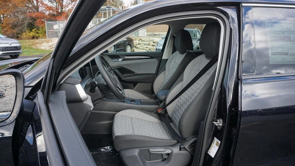 new 2026 Volkswagen Tiguan car, priced at $32,924