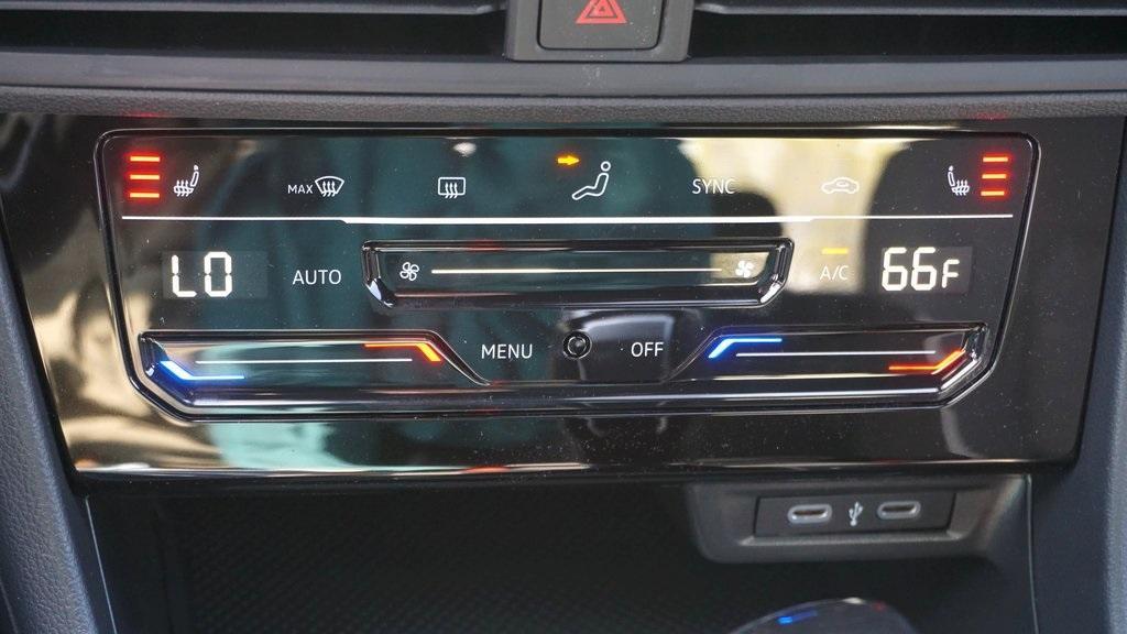 new 2025 Volkswagen Jetta car, priced at $25,576
