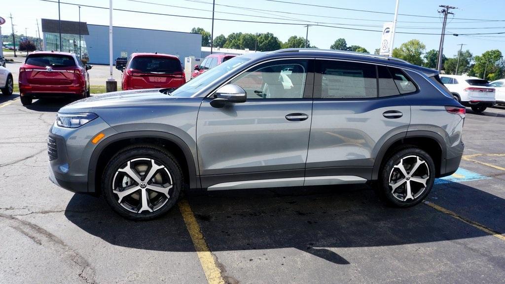 new 2025 Volkswagen Tiguan car, priced at $36,855