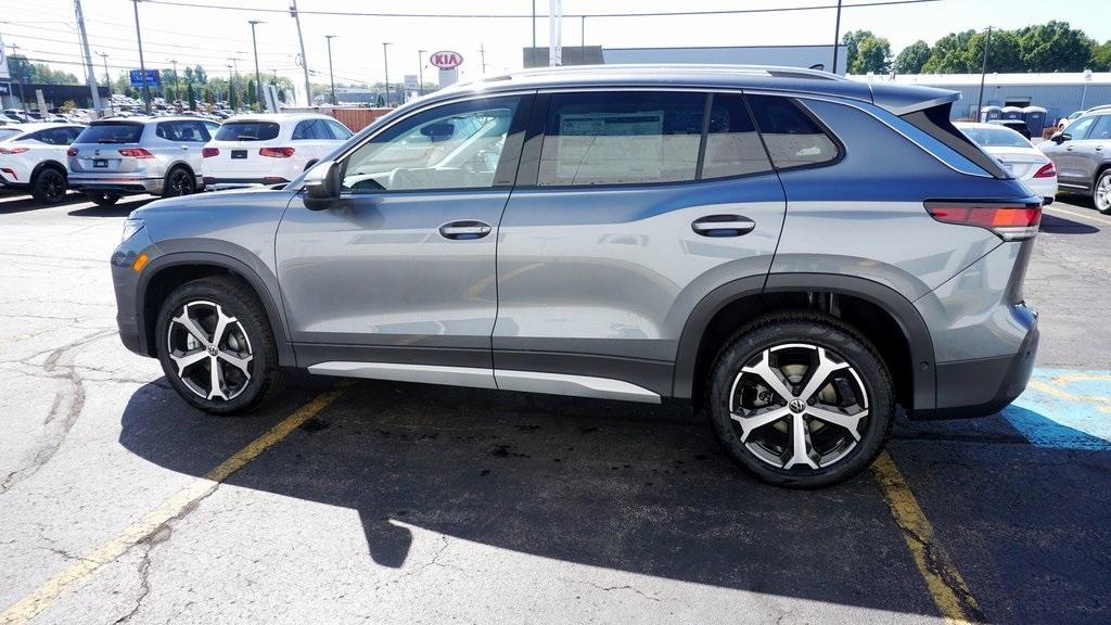 new 2025 Volkswagen Tiguan car, priced at $36,855