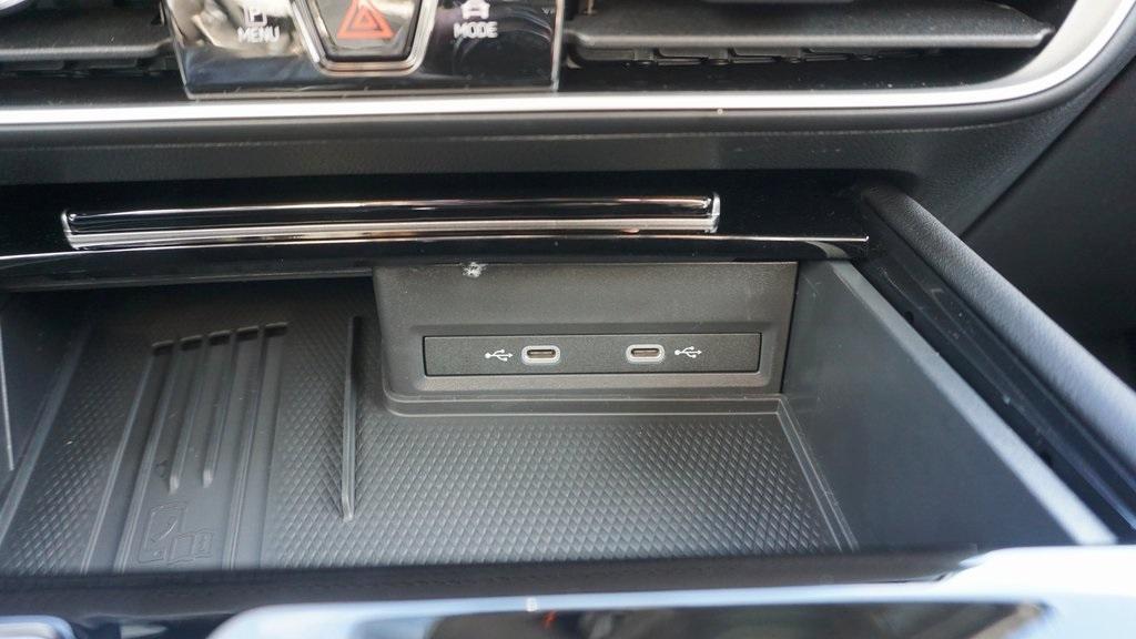 new 2026 Volkswagen Atlas car, priced at $52,003