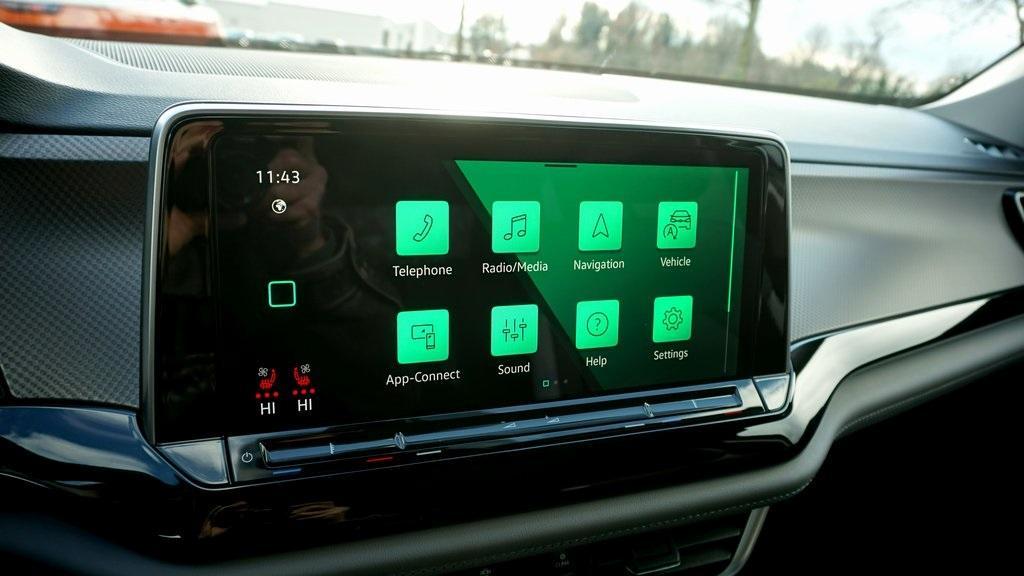 new 2026 Volkswagen Atlas car, priced at $52,003