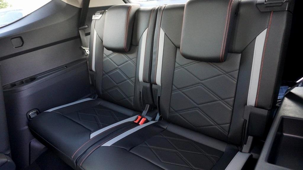 new 2026 Volkswagen Atlas car, priced at $52,003