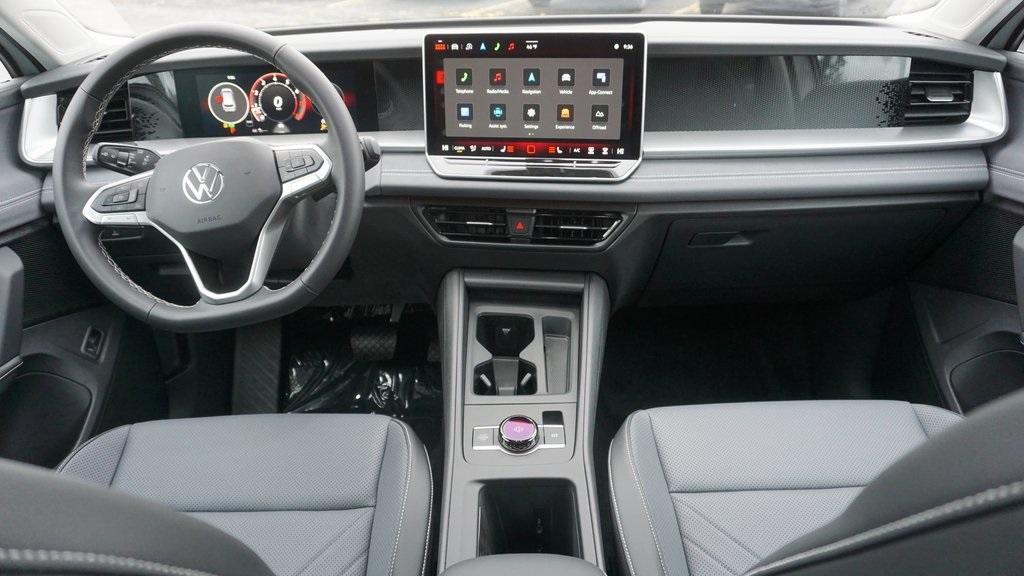 new 2025 Volkswagen Tiguan car, priced at $36,519