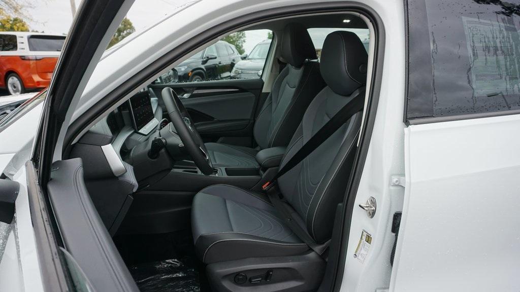 new 2025 Volkswagen Tiguan car, priced at $36,519