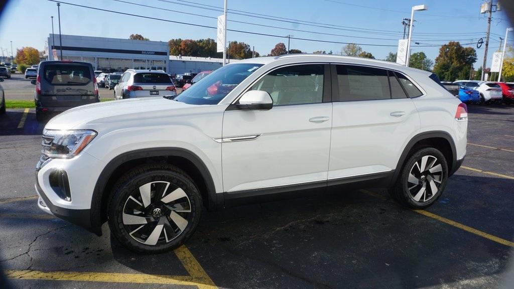 new 2025 Volkswagen Atlas Cross Sport car, priced at $49,018