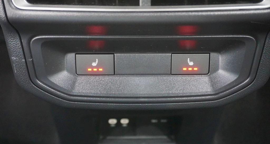 new 2026 Volkswagen Atlas Cross Sport car, priced at $56,712