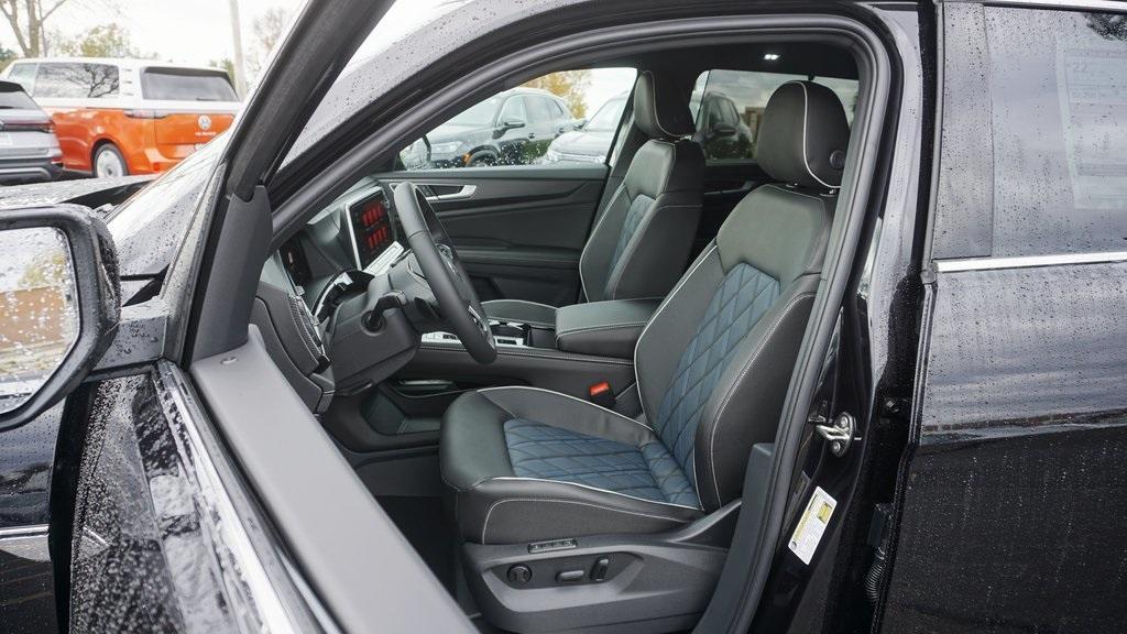 new 2026 Volkswagen Atlas Cross Sport car, priced at $56,712