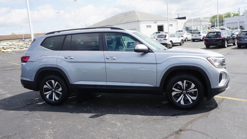 new 2025 Volkswagen Atlas car, priced at $42,687